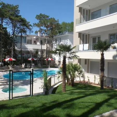 Spacious Three-bedroom Flat In A New *