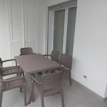 Spacious Three-bedroom Flat In A New *