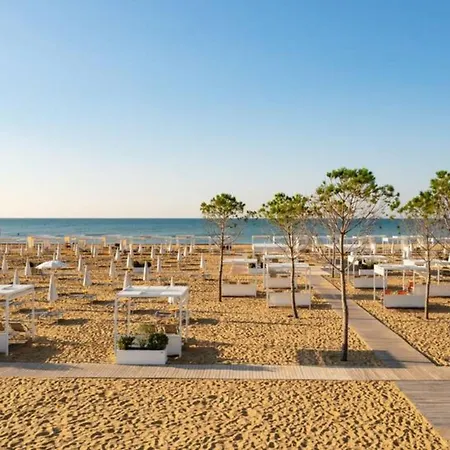 Apartment Spacious Three-bedroom Flat In A New Bibione